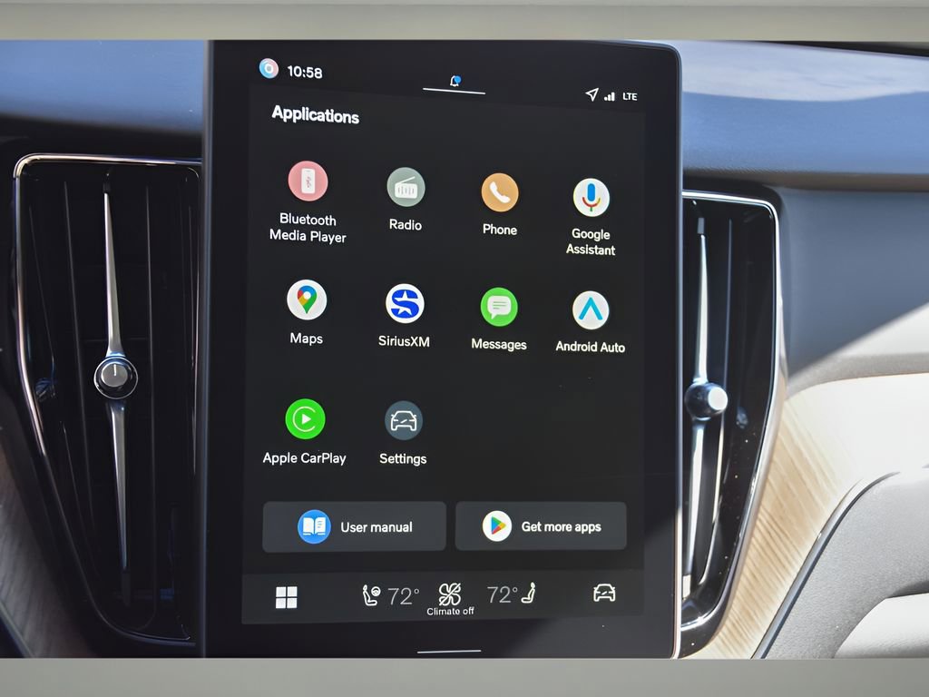 New 2026 Volvo XC60 B5 Plus w/ Protection Package Premier image 20