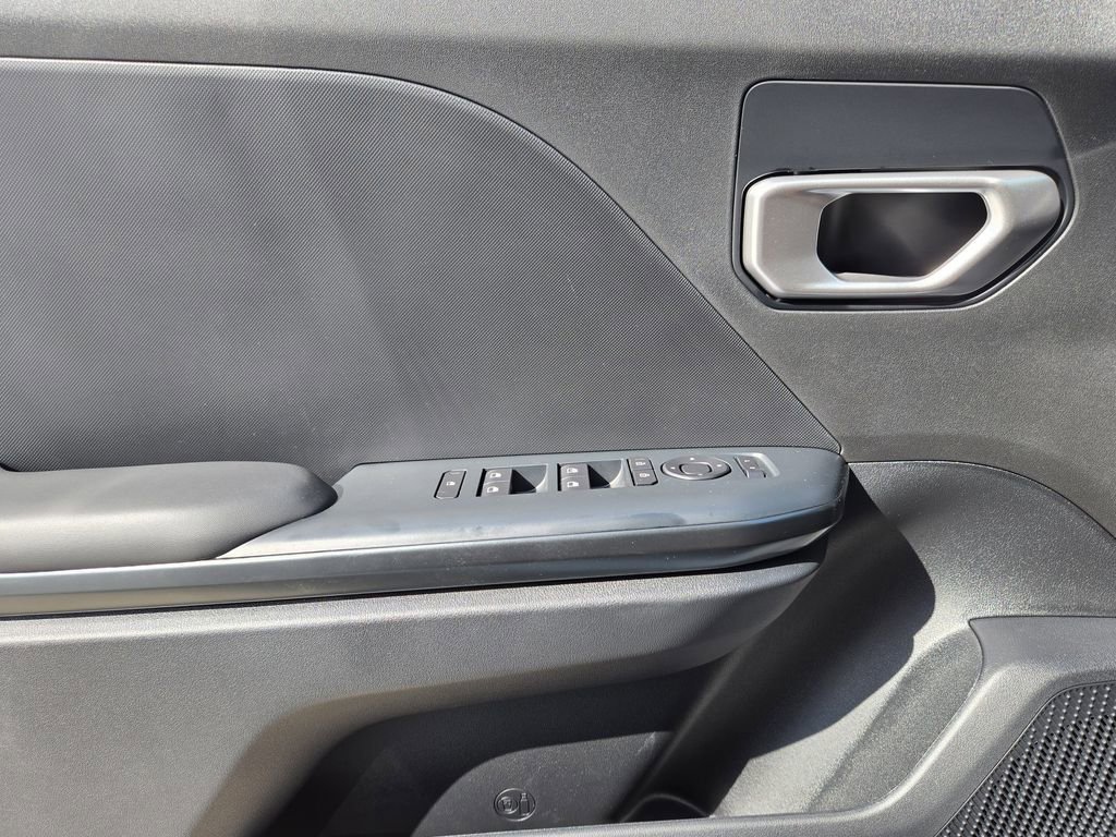 New 2026 Kia K4 FWD image 18