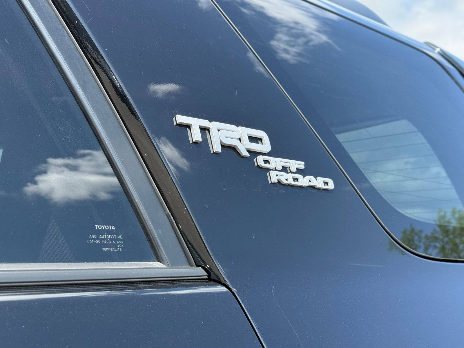Used 2023 Toyota 4Runner TRD Off-Road Premium w/ Moonroof Package AWD/4WD image 7