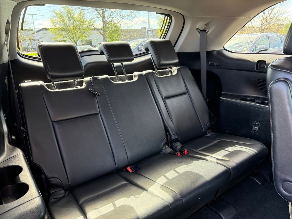Used 2018 Toyota Highlander XLE AWD/4WD image 18
