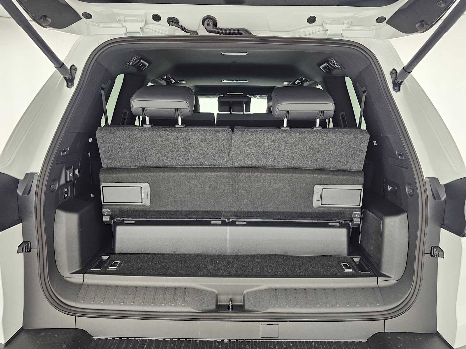 New 2026 Lexus LX 700h F Sport AWD/4WD image 15
