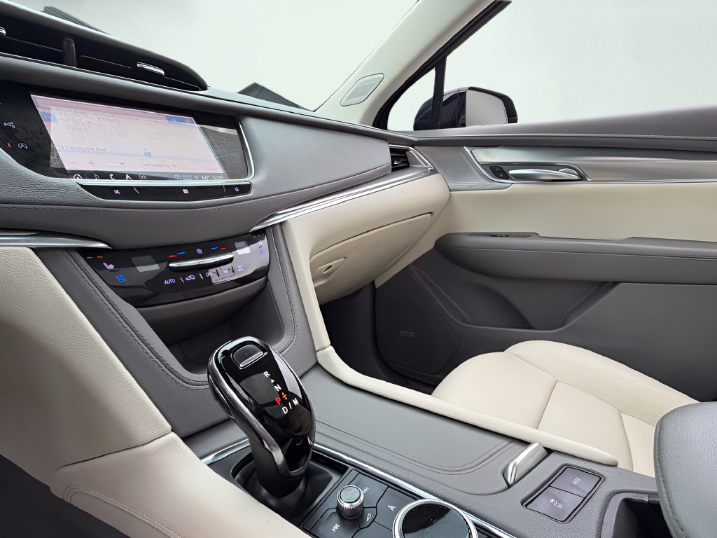 Used 2021 Cadillac XT5 Premium Luxury FWD image 50