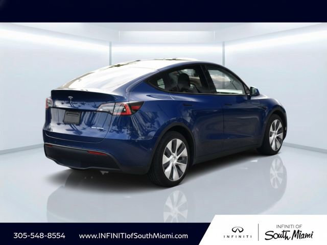 Used 2021 Tesla Model Y Long Range image 4
