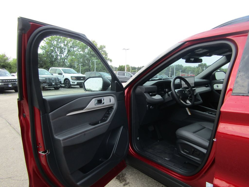 New 2027 Ford Explorer Active w/ Active Comfort Package AWD/4WD image 15