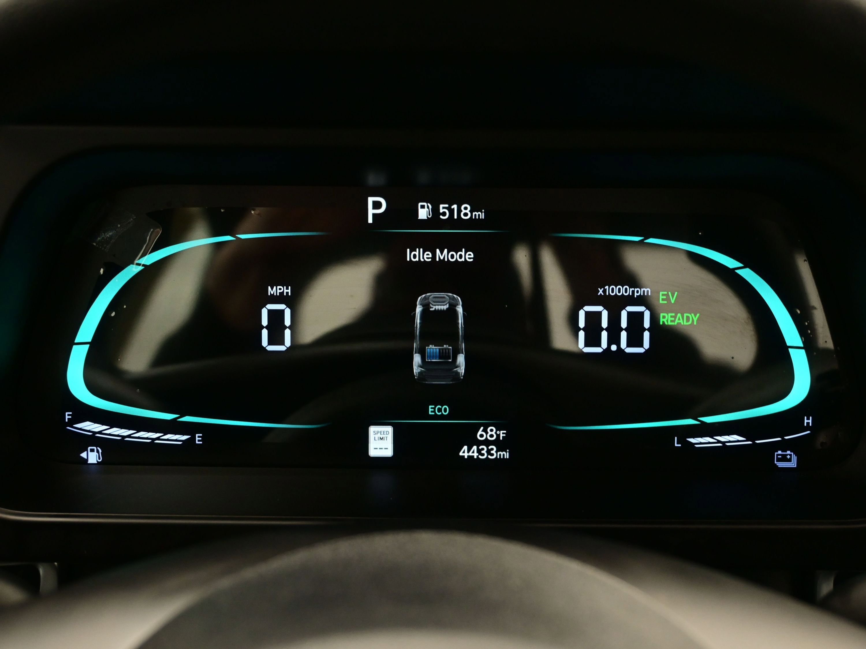 Certified 2025 Hyundai Elantra Blue image 23