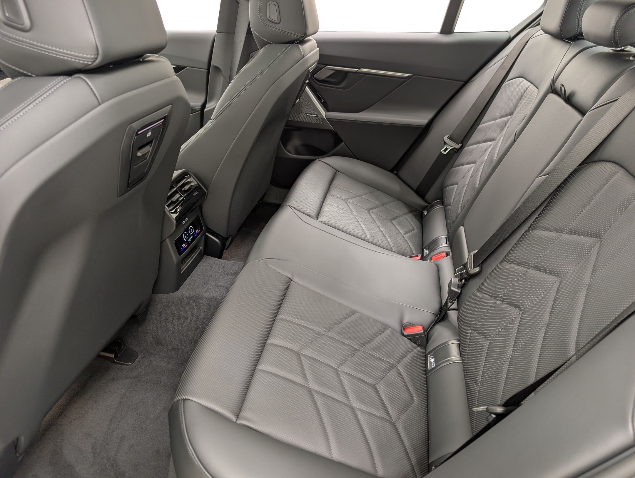 New 2026 BMW 530i w/ Premium Package RWD image 15