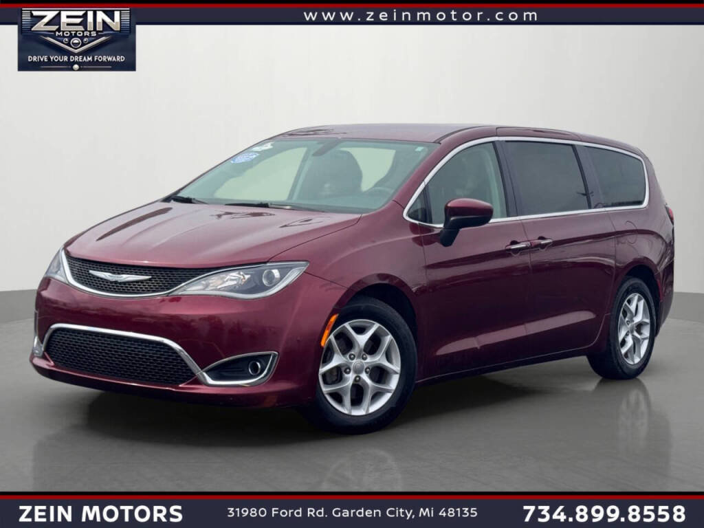 Used 2017 Chrysler Pacifica Touring Plus w/ Tire & Wheel Group