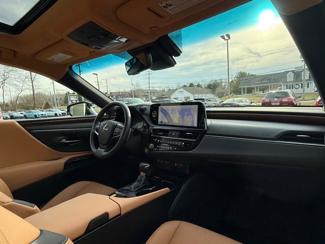 Used 2024 Lexus ES 350 w/ Premium Package image 26