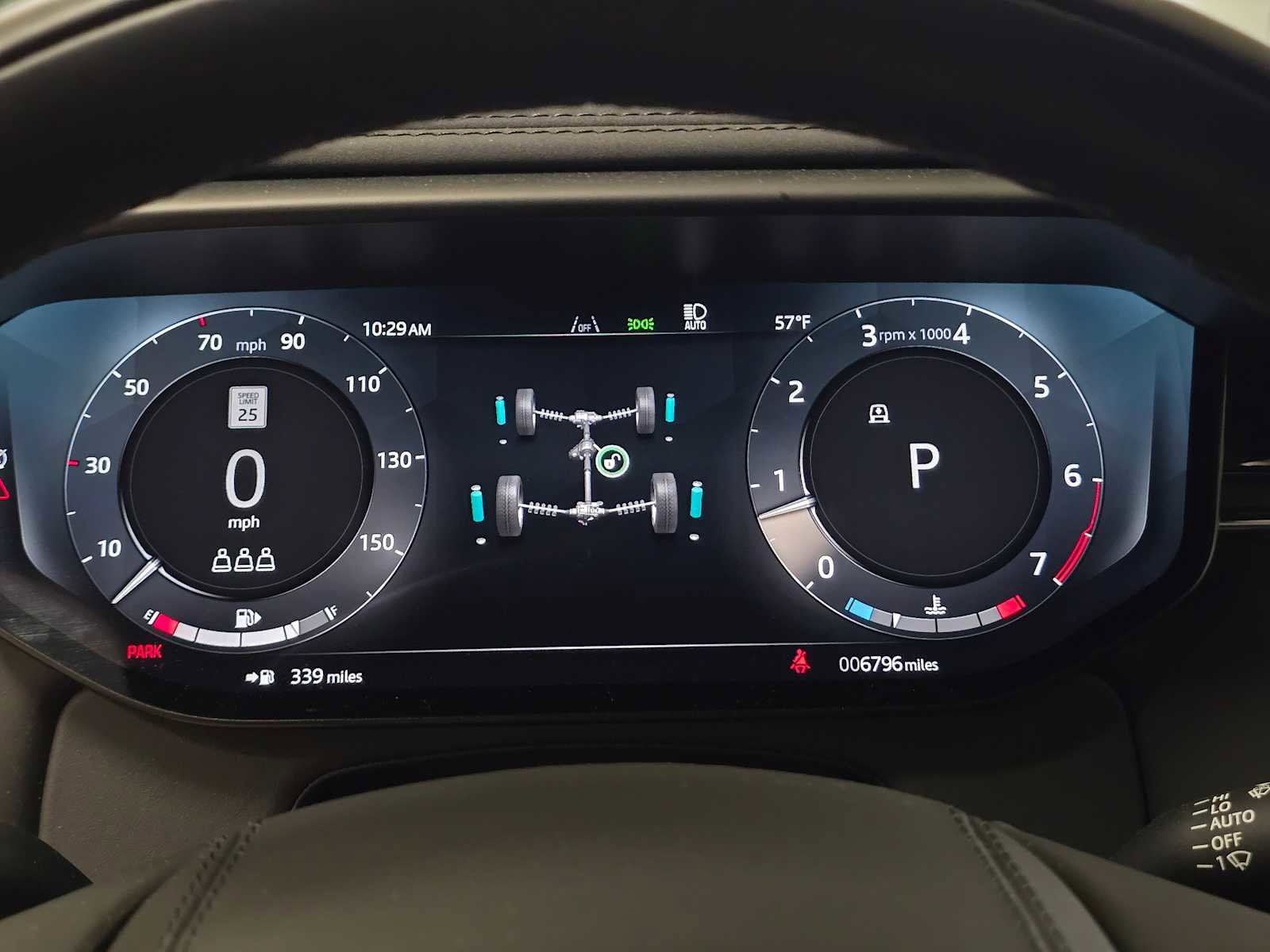 Used 2025 Land Rover Range Rover Sport SE image 28