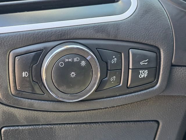 Used 2024 Ford Edge SEL w/ Convenience Package image 9