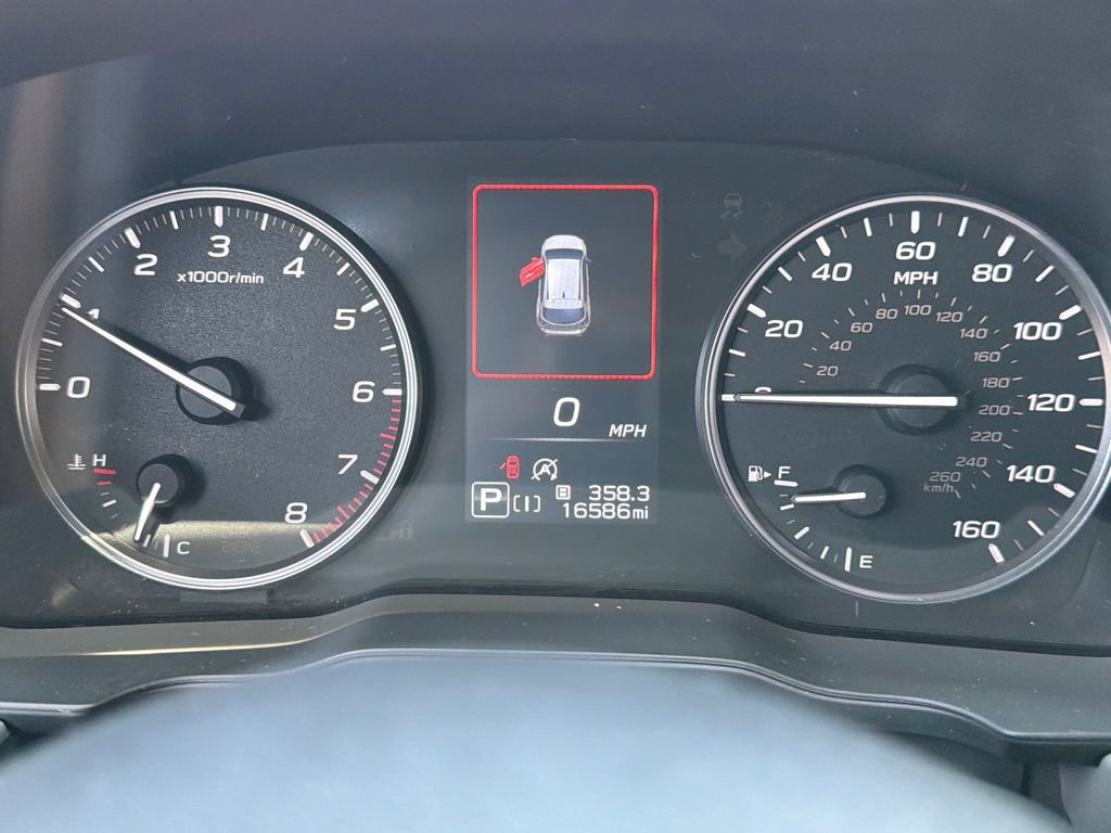 Certified 2025 Subaru Crosstrek 2.5i Premium AWD/4WD image 31