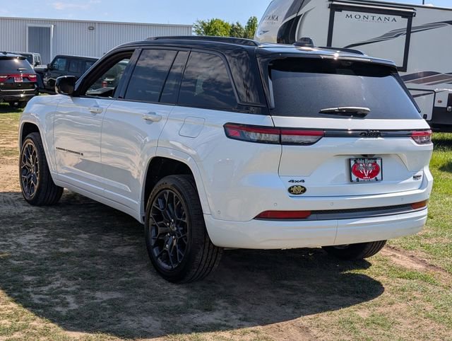 New 2026 Jeep Grand Cherokee Summit AWD/4WD image 5