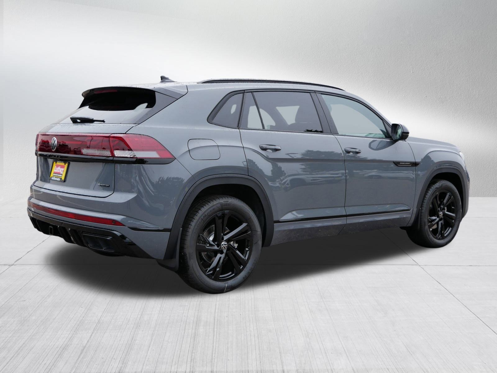 New 2026 Volkswagen Atlas Cross Sport SEL R-Line AWD/4WD image 3