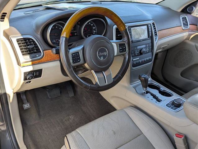 Used 2011 Jeep Grand Cherokee Overland image 10
