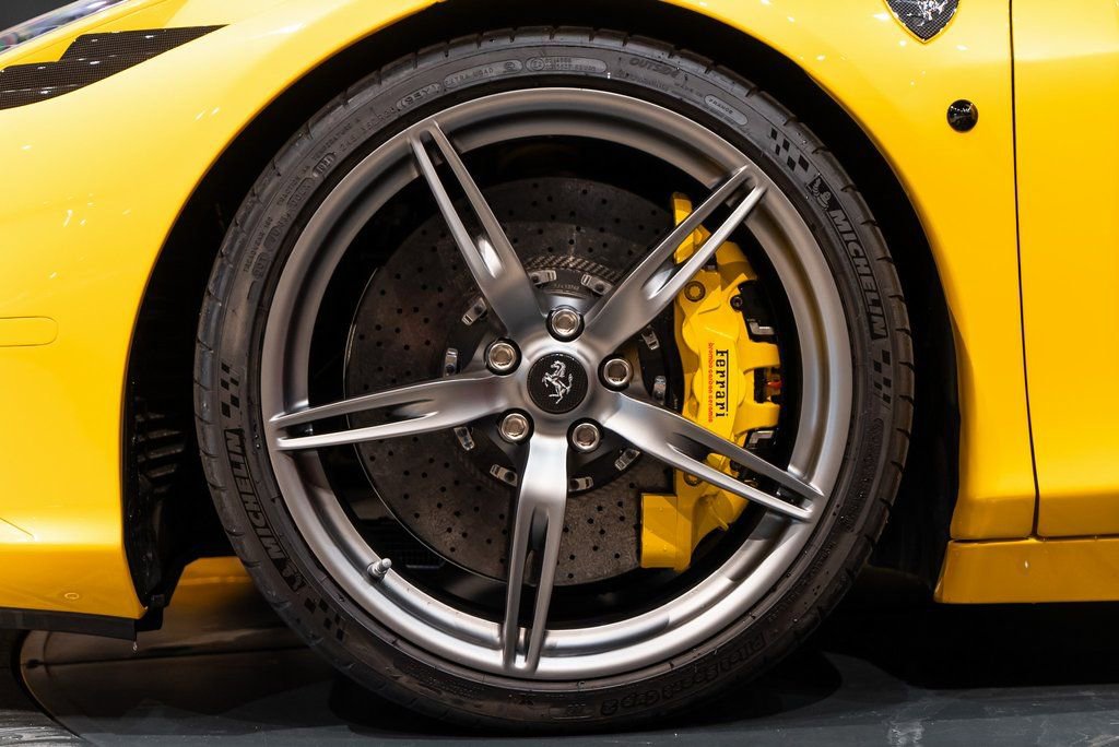 Certified 2015 Ferrari 458 Speciale A RWD image 13
