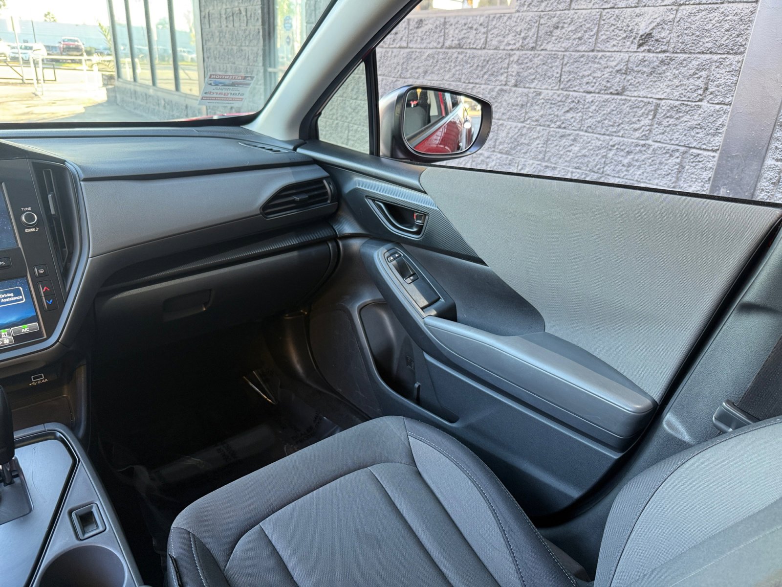 Used 2024 Subaru Crosstrek 2.0i w/ Crosstrek Mirror Package image 15