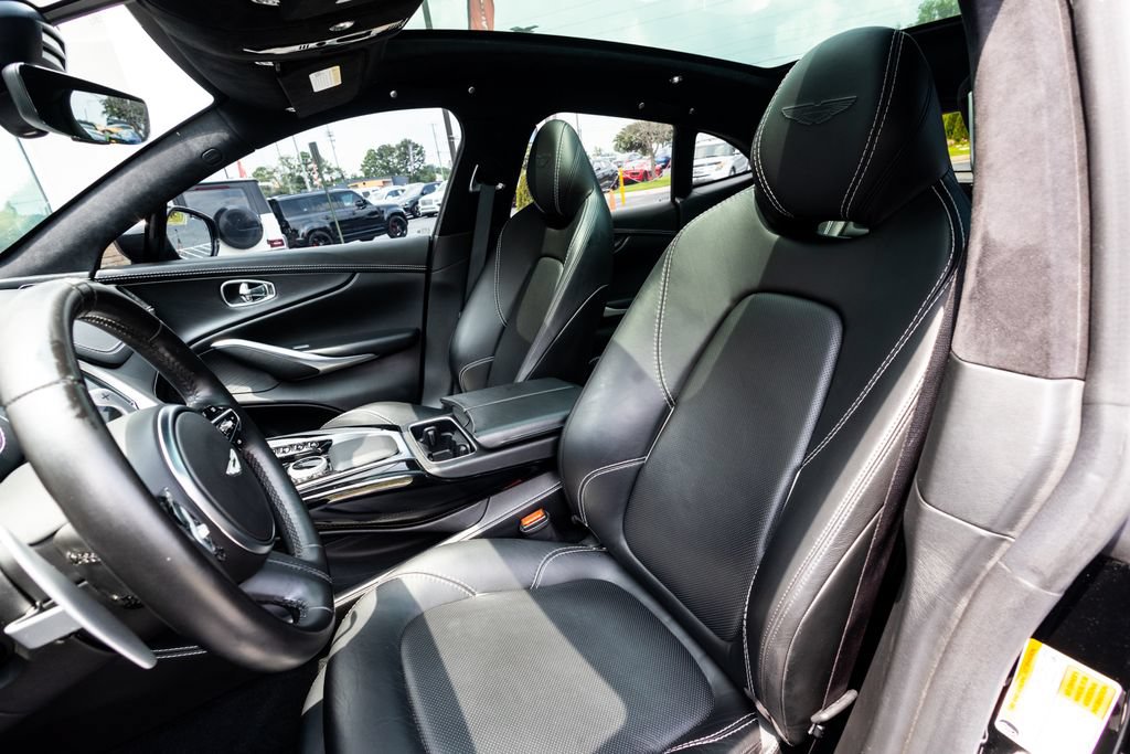 Used 2021 Aston Martin DBX AWD/4WD image 37