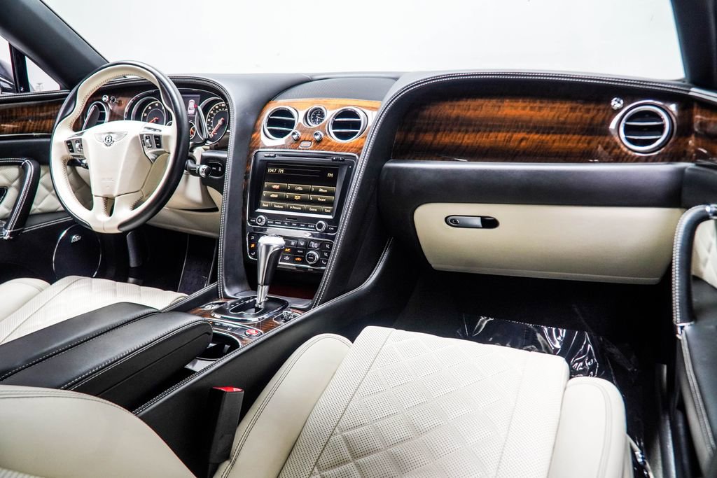 Used 2018 Bentley Flying Spur S V8 AWD/4WD image 21