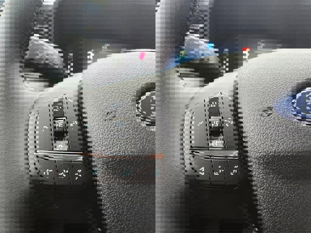 New 2025 Ford Maverick XLT w/ XLT Luxury Package image 17