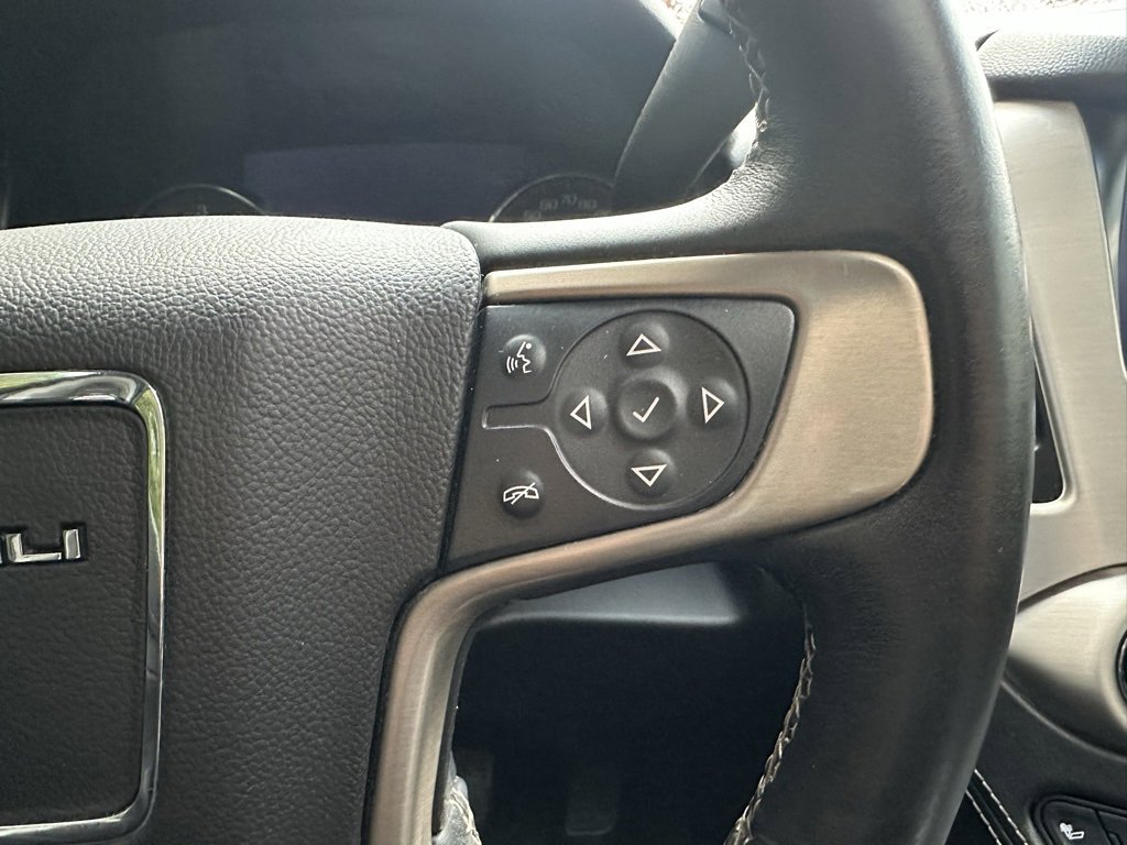 Used 2015 GMC Yukon XL Denali w/ Premium Package image 16