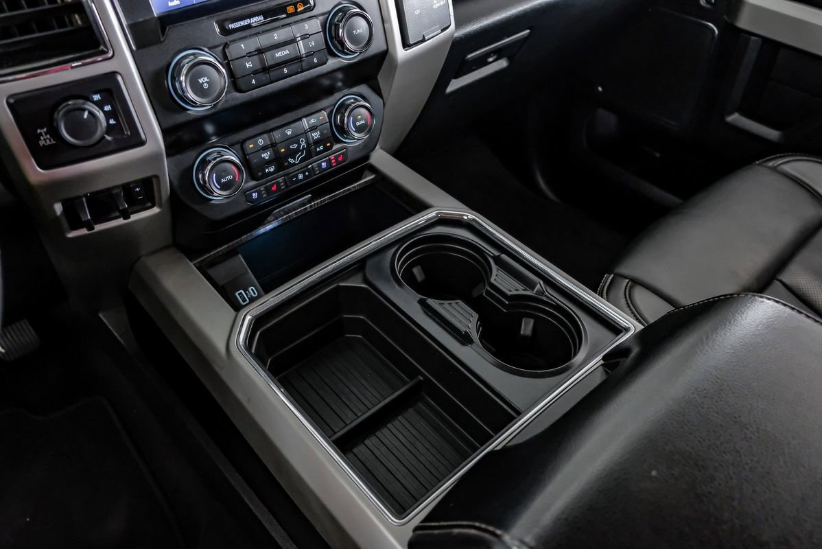 Used 2021 Ford F350 Lariat w/ Chrome Package image 23