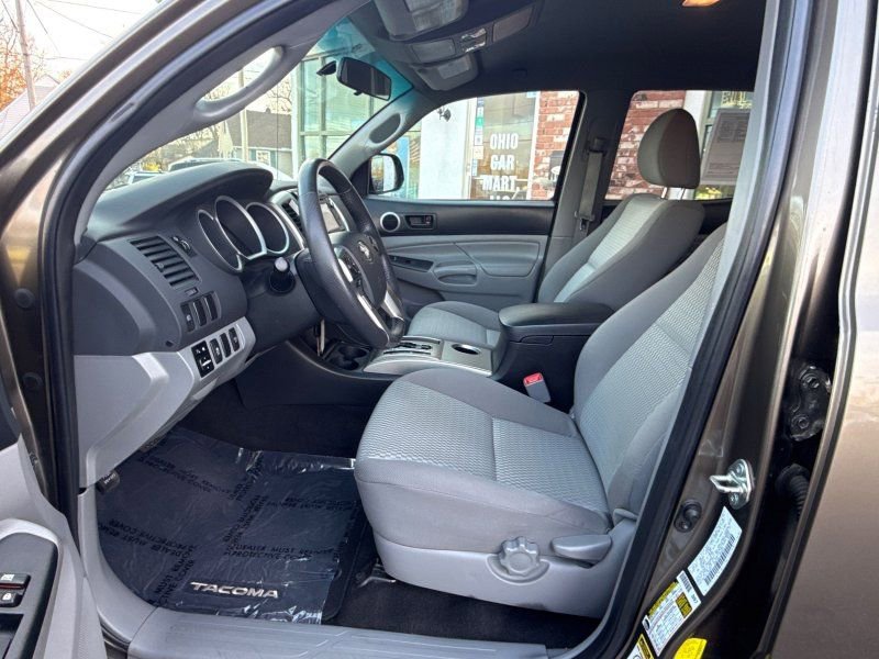 Used 2014 Toyota Tacoma 4x4 Double Cab image 11