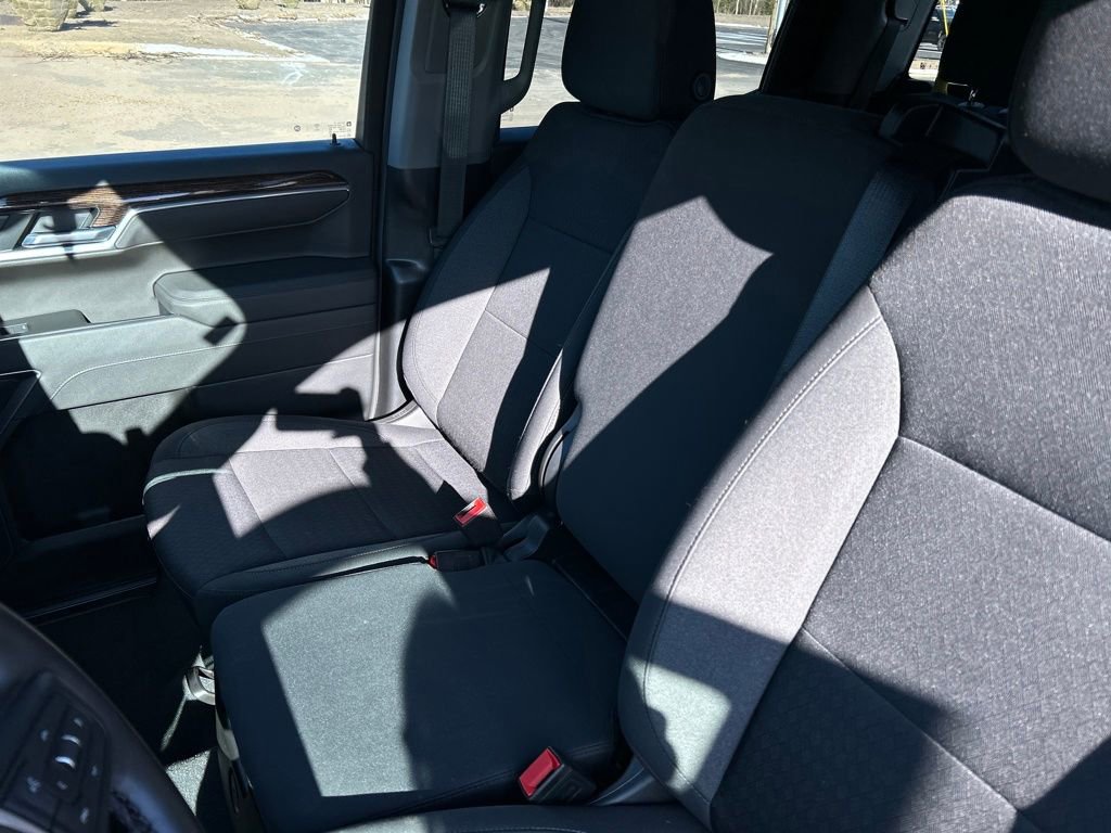 Used 2025 GMC Sierra 1500 Elevation image 29