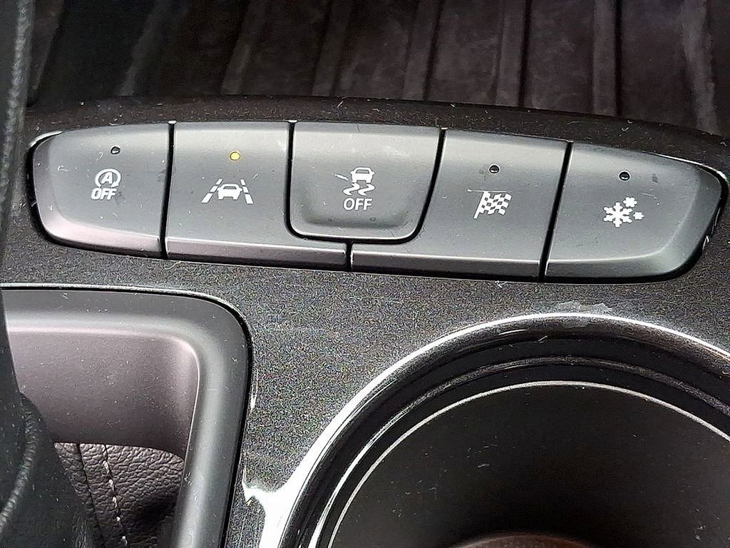 Used 2024 Chevrolet TrailBlazer LS w/ LS Convenience Package FWD image 18