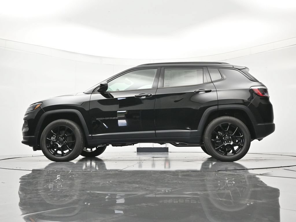 New 2026 Jeep Compass Latitude AWD/4WD image 43