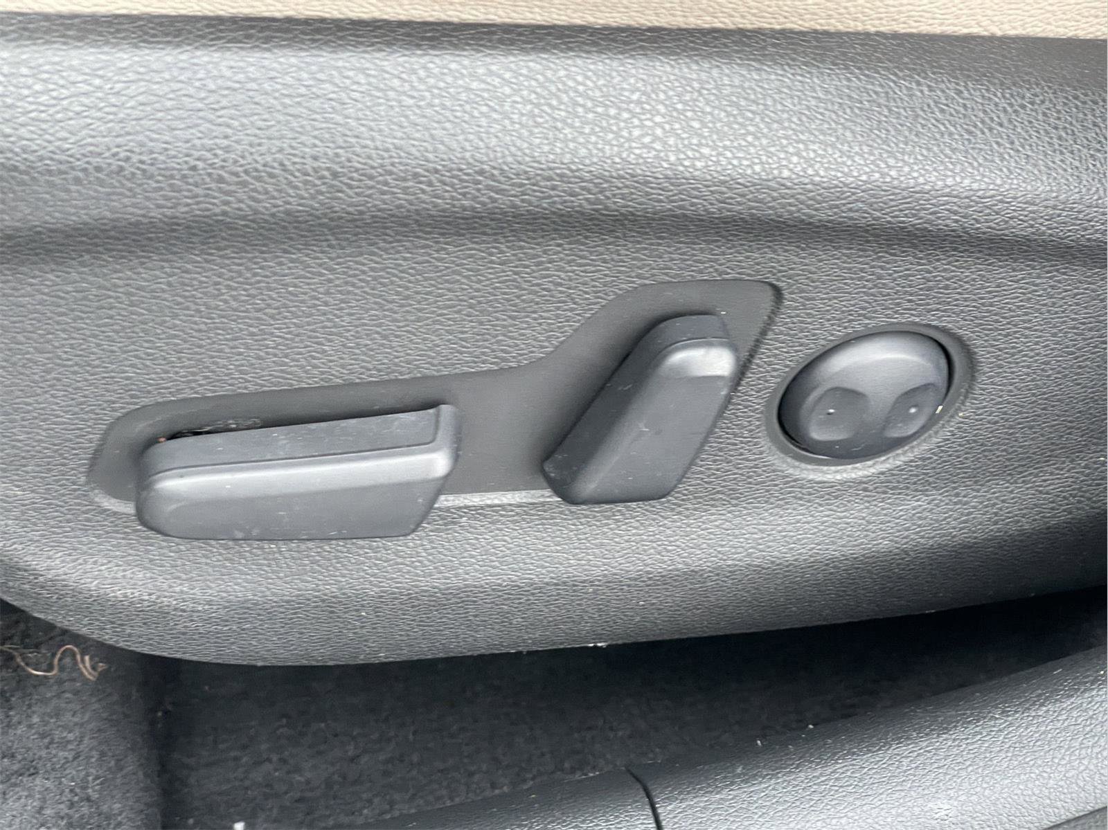 Used 2017 Hyundai Tucson Limited w/ Cargo Package image 24