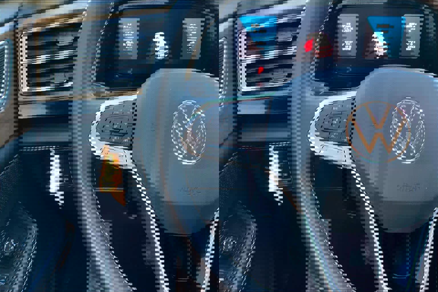 Certified 2024 Volkswagen Atlas SE image 41