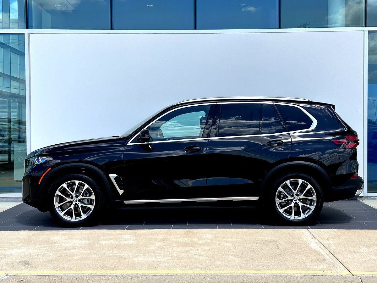 New 2026 BMW X5 sDrive40i w/ Climate Comfort Package image 8