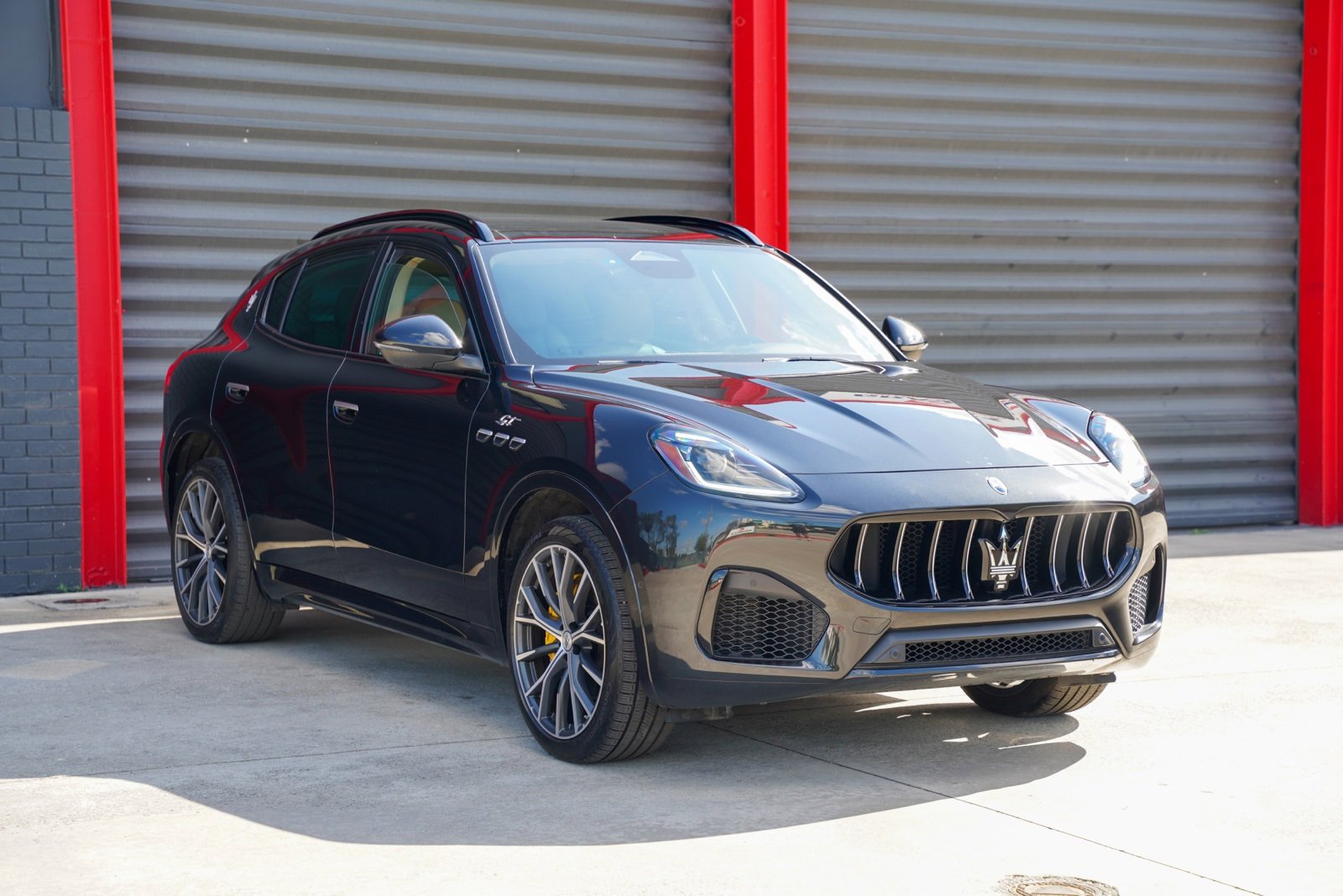 Used 2023 Maserati Grecale GT image 7