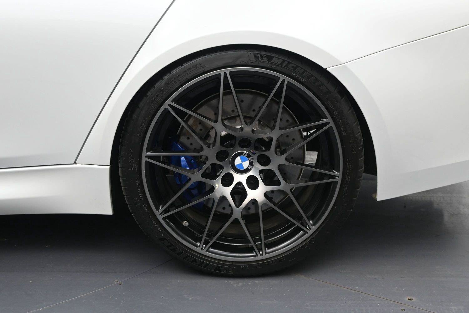 Used 2018 BMW M3 RWD image 12