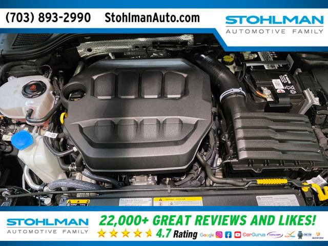 Used 2023 Volkswagen Golf R image 38