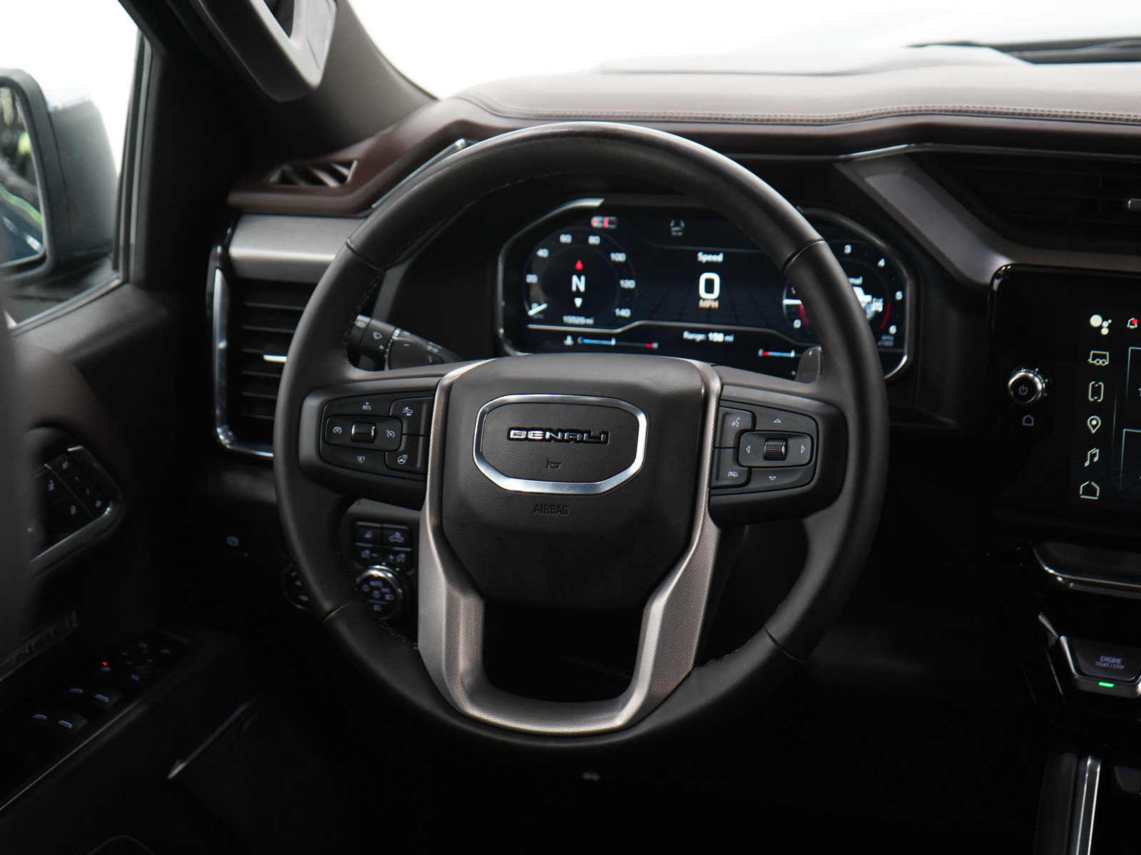 Used 2025 GMC Sierra 1500 Denali w/ Denali Reserve Package AWD/4WD image 14