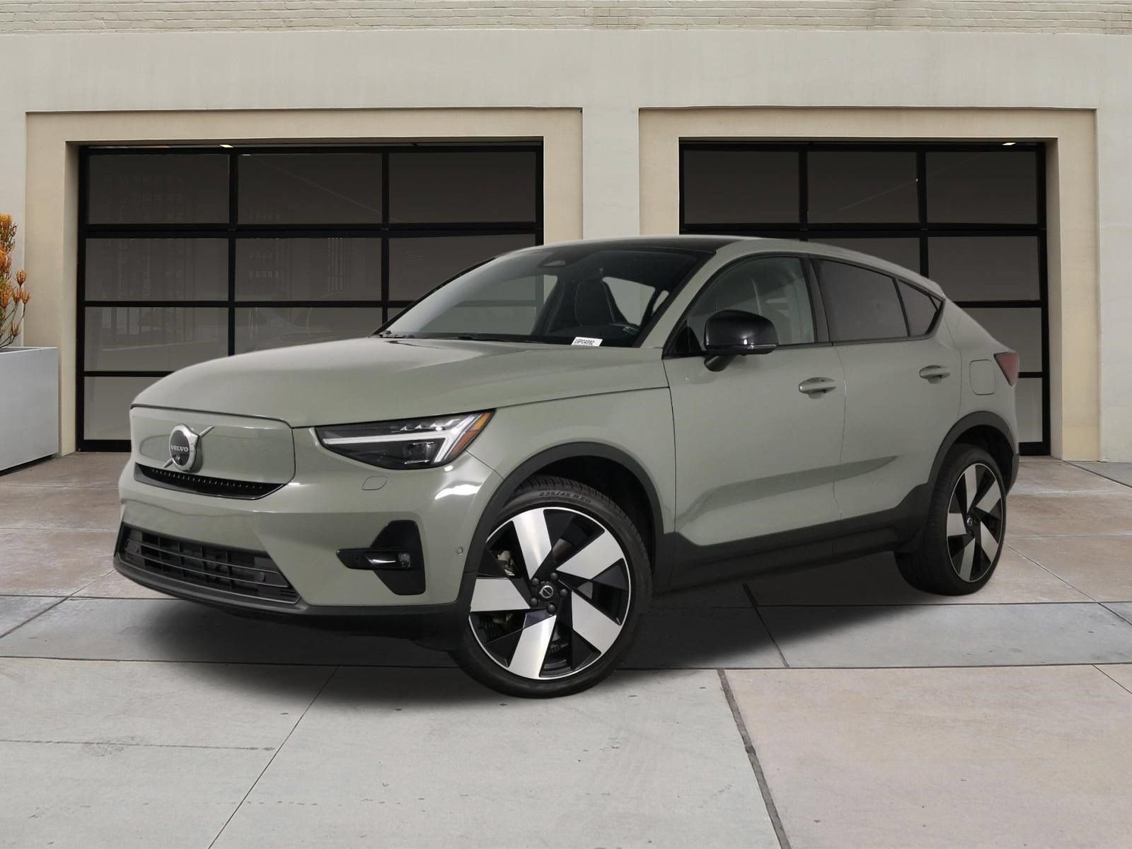 Used 2023 Volvo C40 P8 Recharge Ultimate w/ Protection Package Premier AWD/4WD image 3