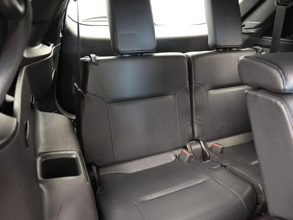 Used 2022 Mitsubishi Outlander SEL image 34