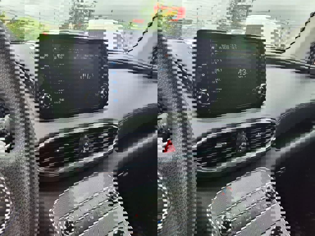 Used 2023 Hyundai Santa Fe SE w/ Cargo Package image 9