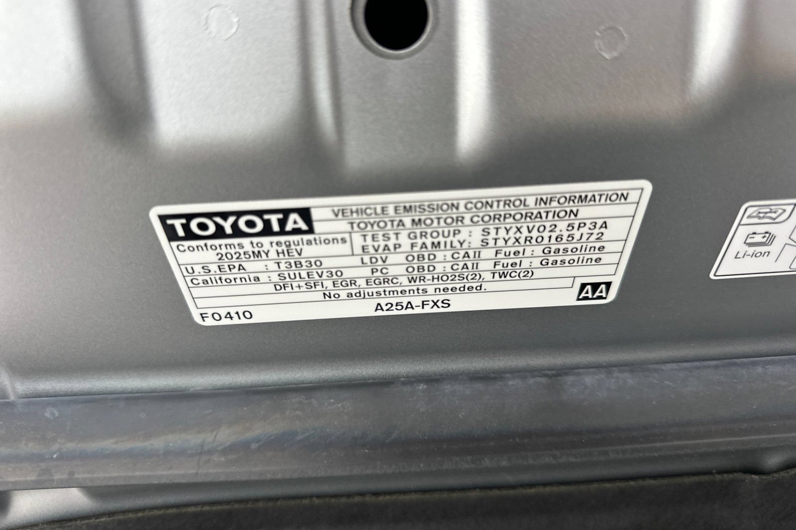 Used 2025 Toyota Camry LE AWD/4WD image 36