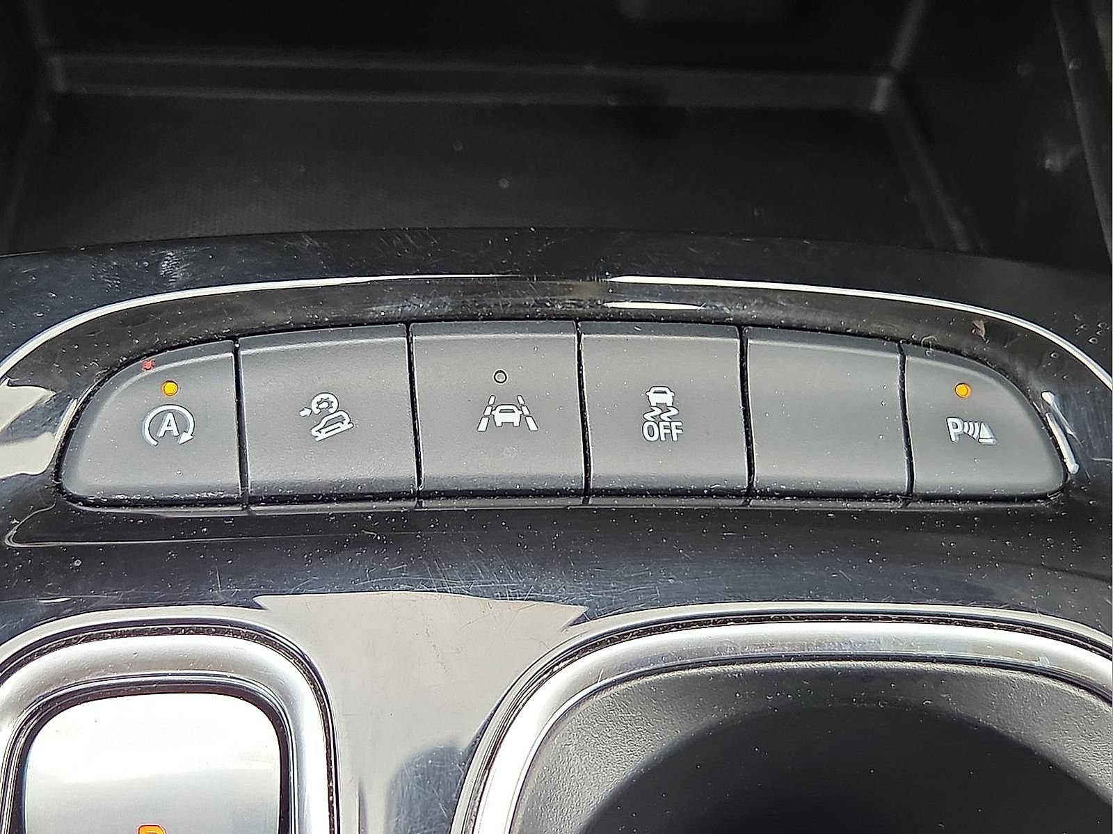 Used 2023 Buick Envision Essence AWD/4WD image 19