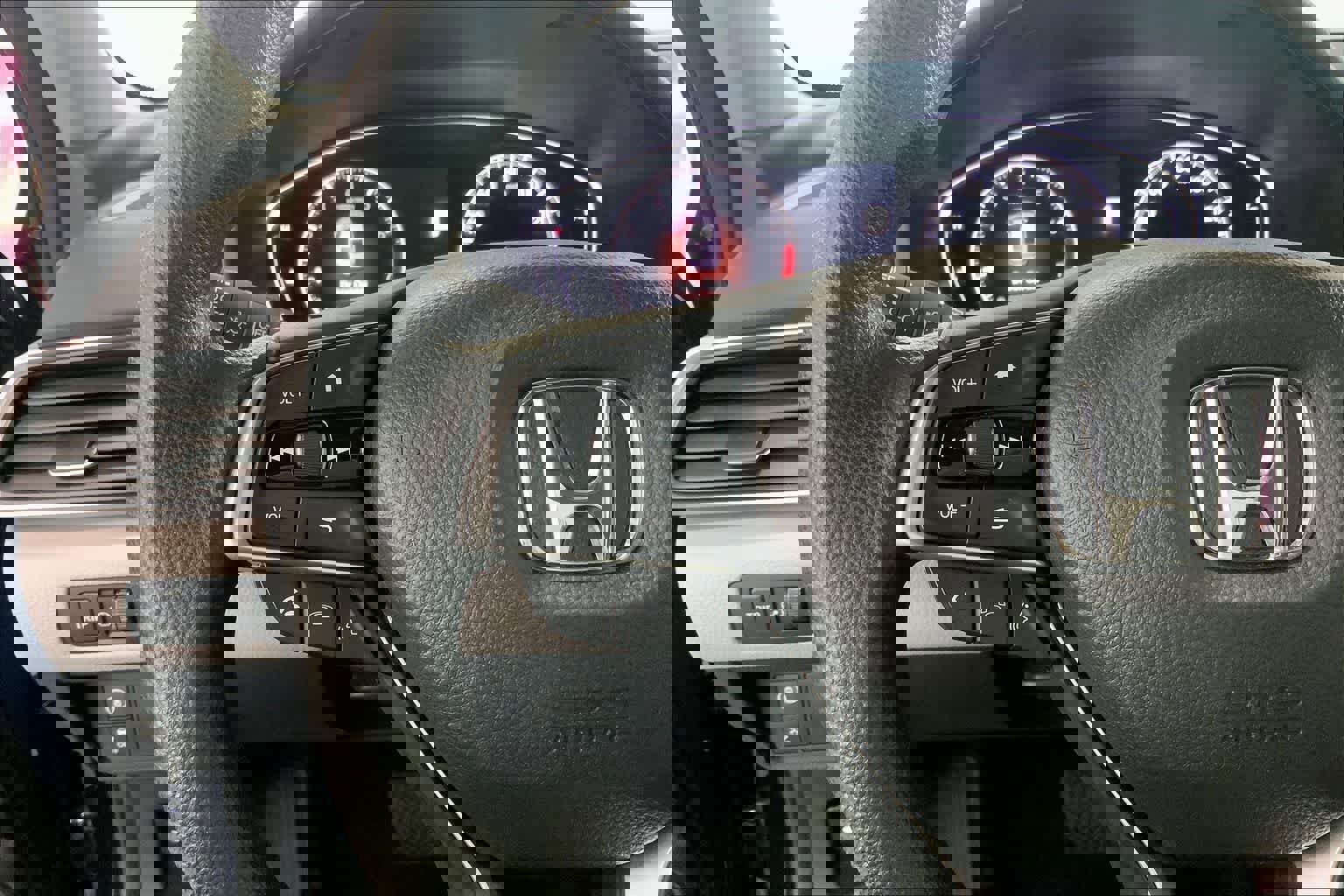 Used 2018 Honda Accord EX image 22