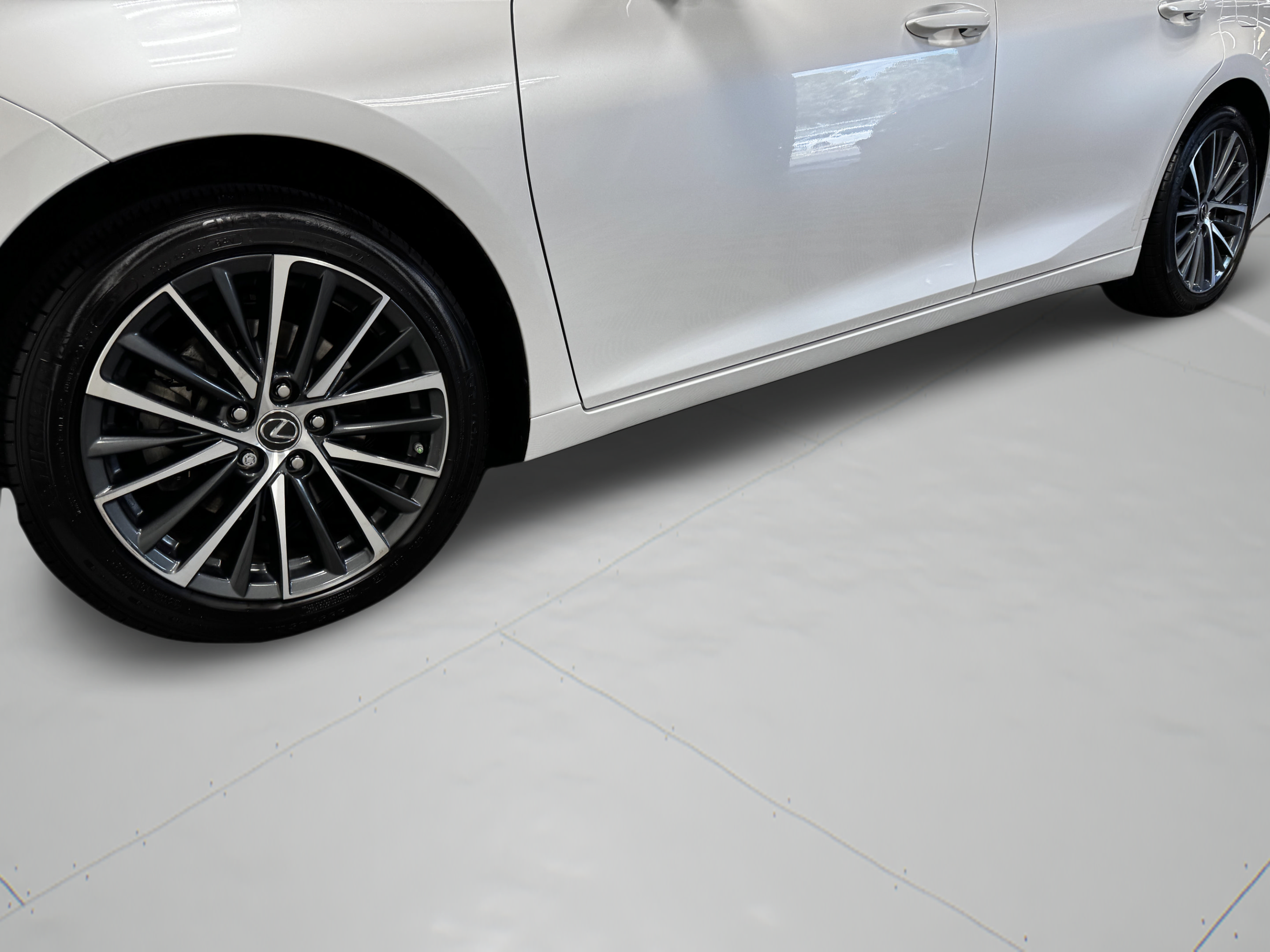 Used 2022 Lexus ES 350 w/ Premium Package FWD image 39
