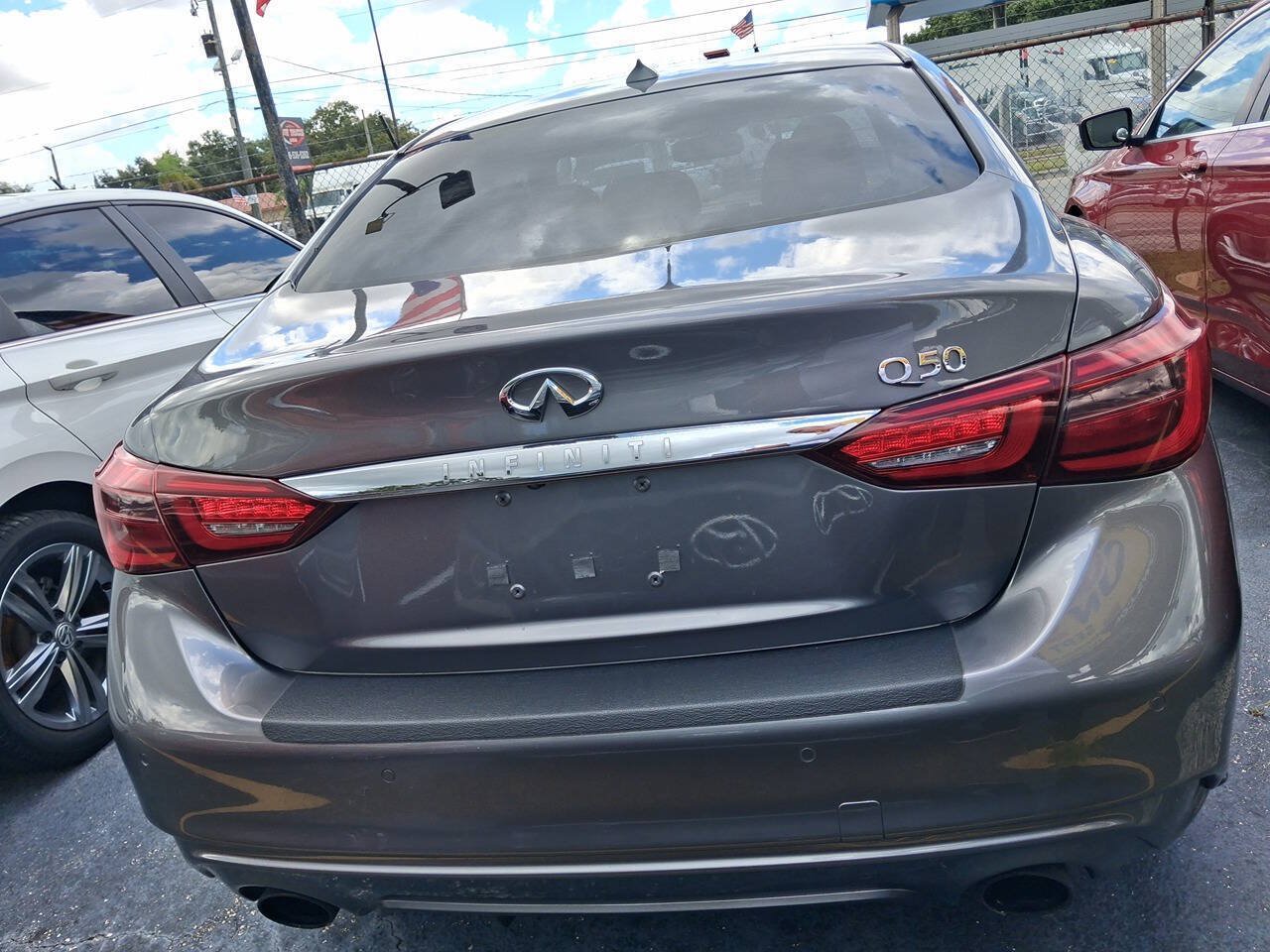 Used 2019 INFINITI Q50 Luxe w/ Essential Package (3.0T Luxe) RWD image 3