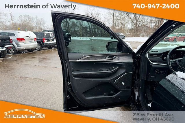 Used 2021 Jeep Grand Cherokee L Limited image 13