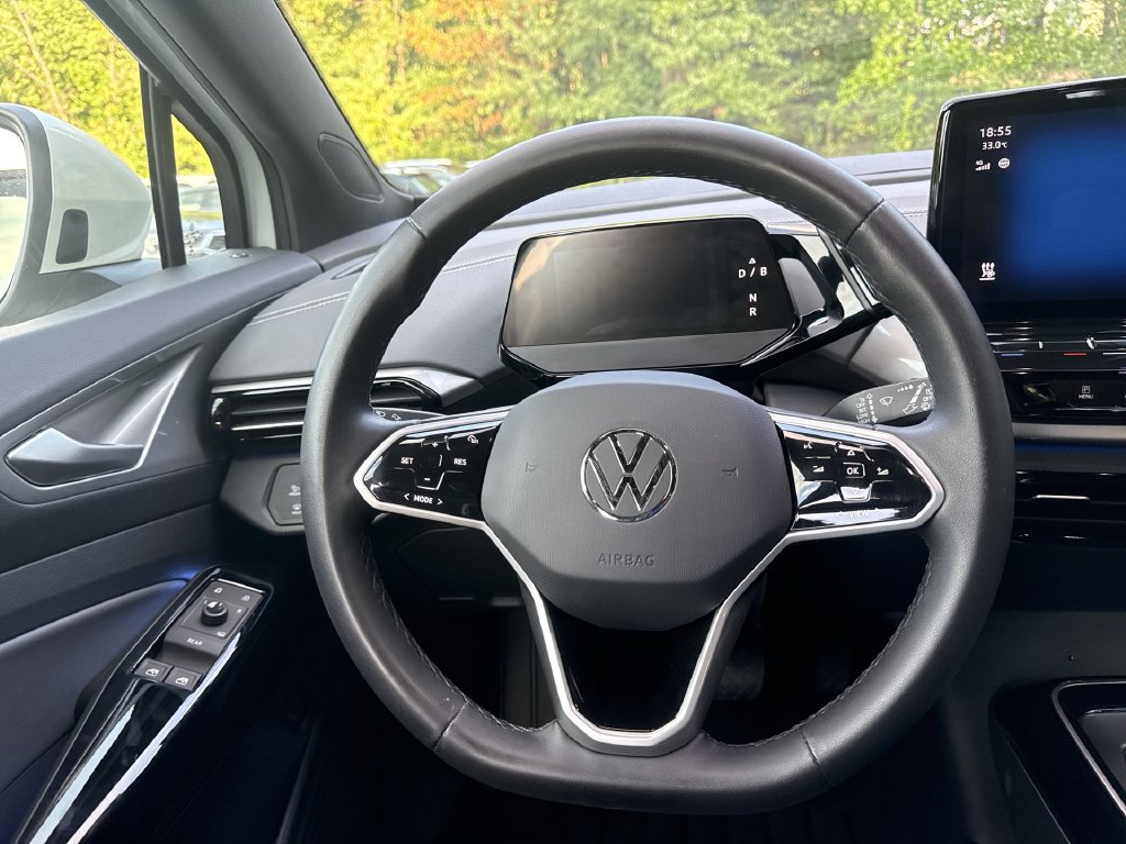 Used 2023 Volkswagen ID.4 Pro S AWD/4WD image 11