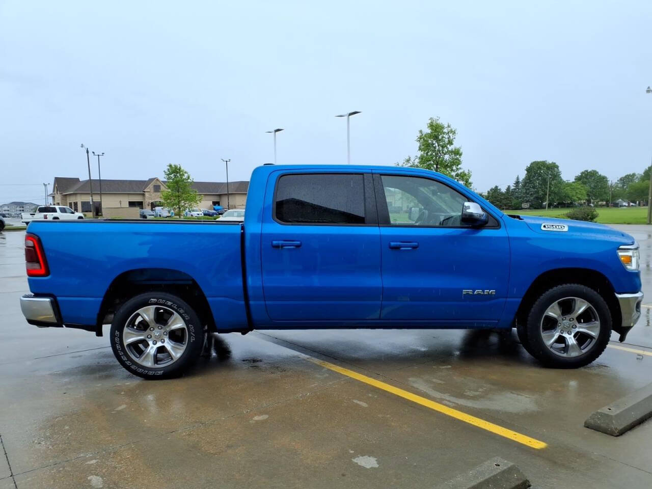 Used 2024 RAM 1500 Laramie AWD/4WD image 6
