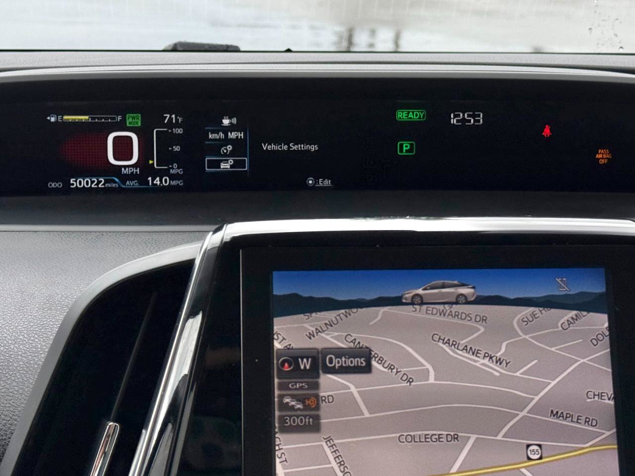 Used 2020 Toyota Prius Prime XLE FWD image 11