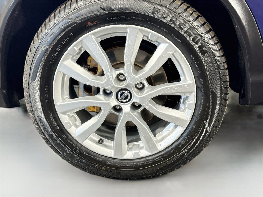Used 2020 Nissan Rogue Sport S w/ Appearance Package FWD image 36