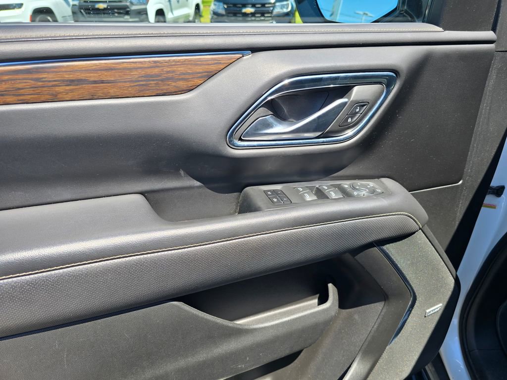 Certified 2022 Chevrolet Tahoe Premier AWD/4WD image 27